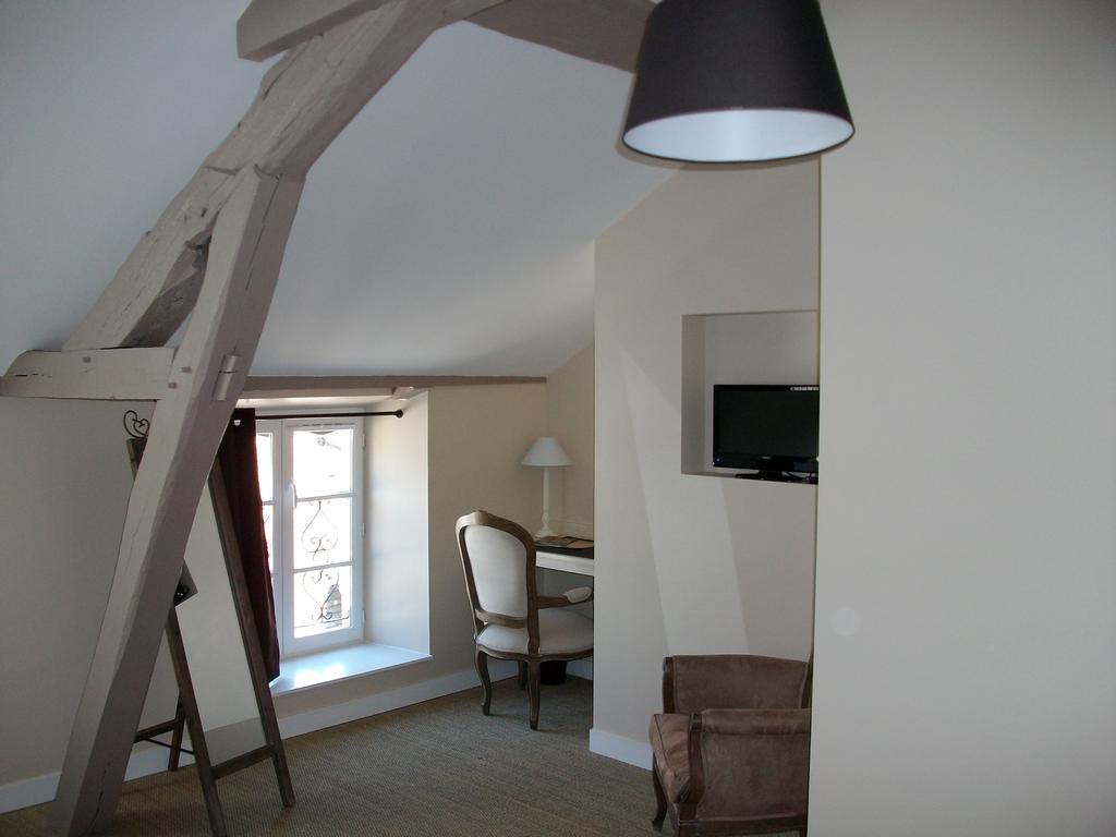 Hotel La Closeraie Sully-sur-Loire Quarto foto
