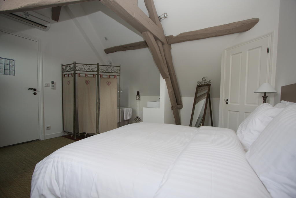 Hotel La Closeraie Sully-sur-Loire Quarto foto